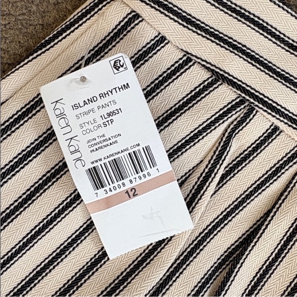 NWT Karen Kane Island Rhythm Stripe
Crop Pants Size 12 Retail $158.00 - Picture 5 of 11